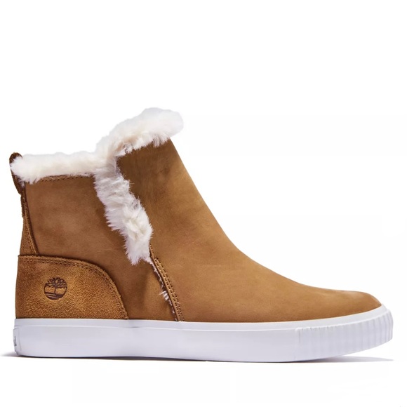 TIMBERLAND WOMEN'S SKYLA BAY PULL-ON BOOTS - Picture 1 of 8